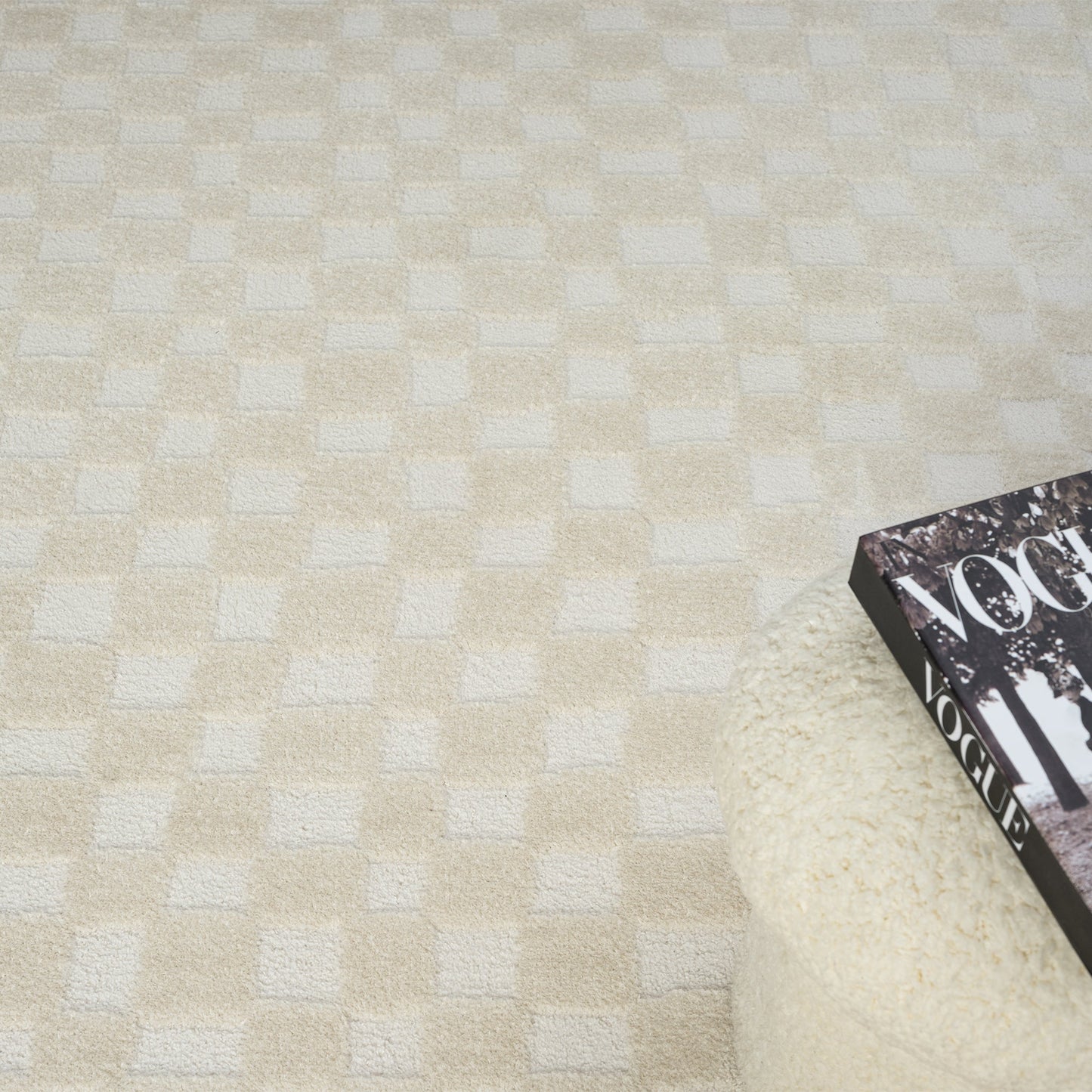 Admire 665 Linen Saray Rugs