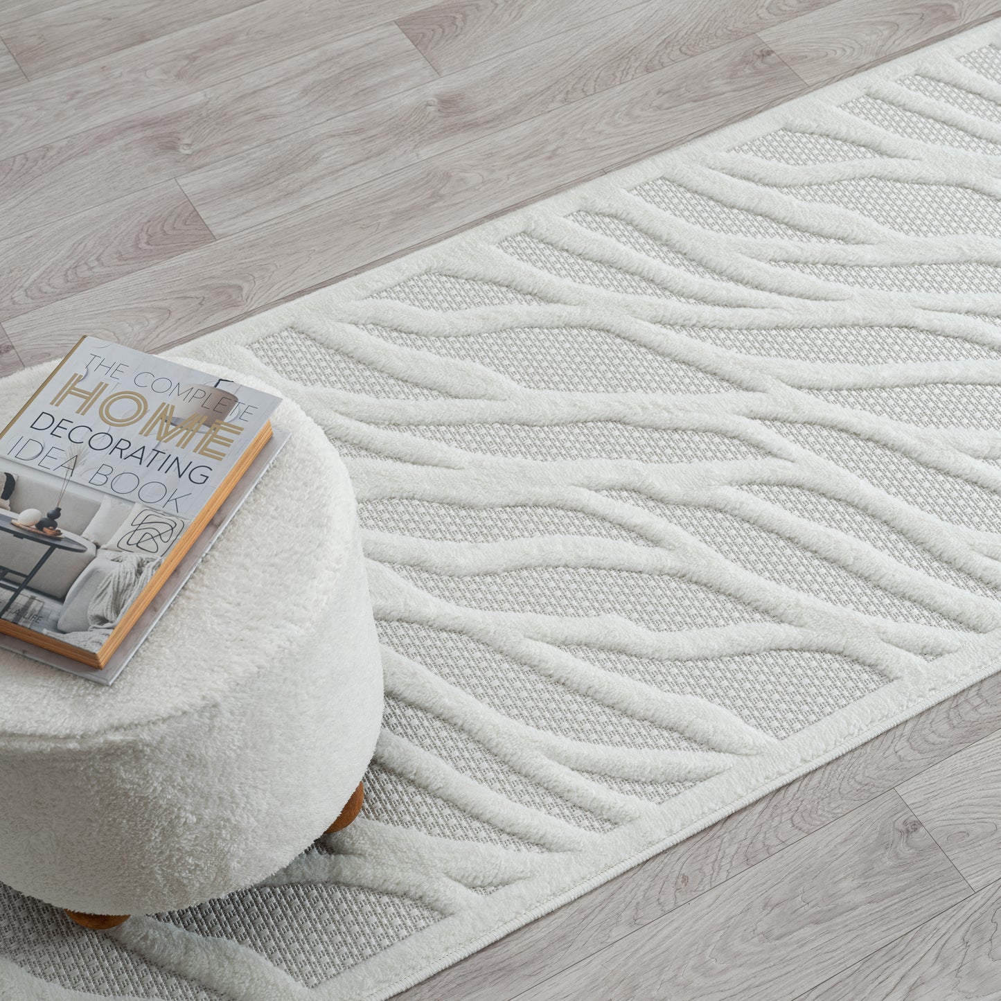 Calmer 415 Ivory geometric patterns Hallway Runner Saray Rugs