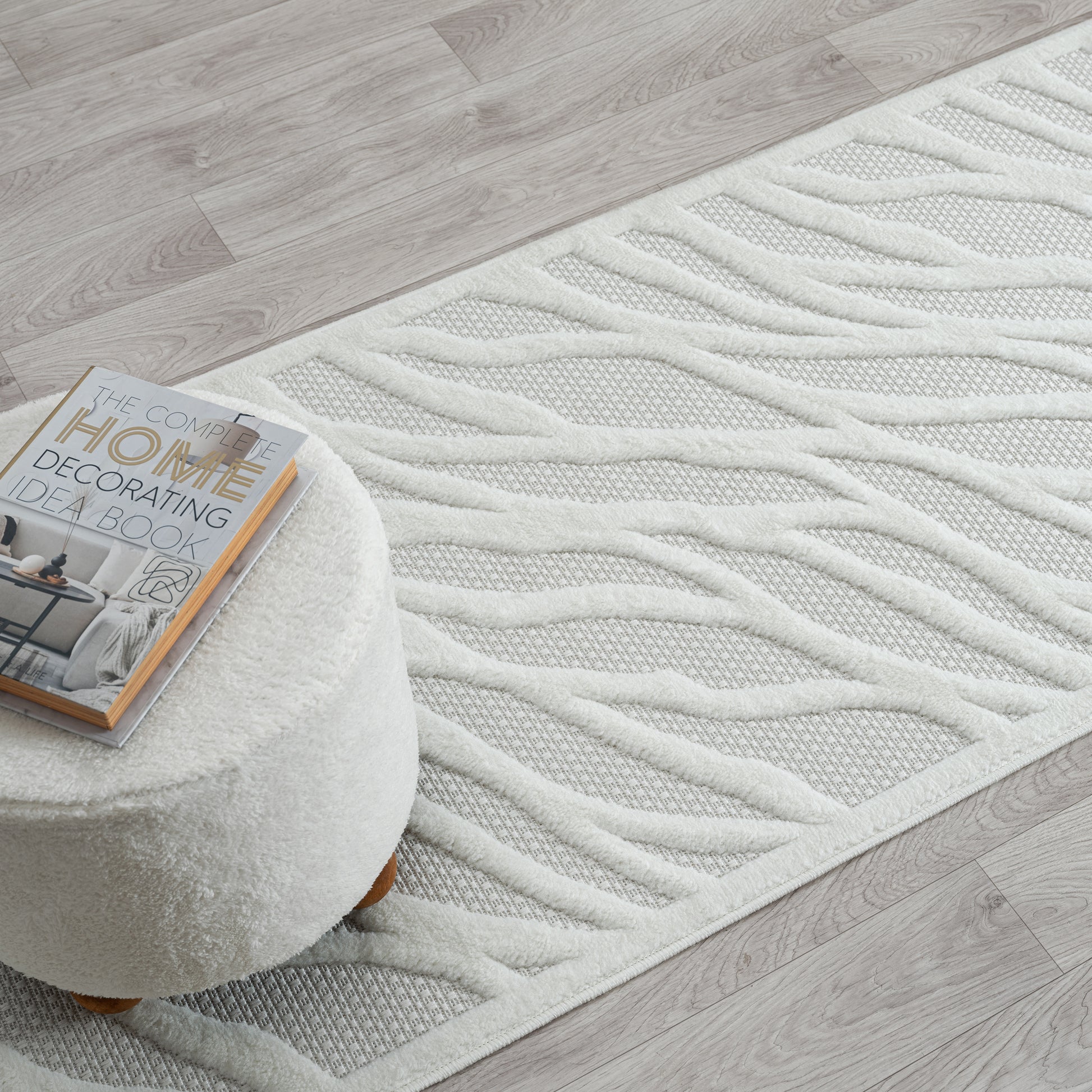 Calmer 415 Ivory geometric patterns Hallway Runner Saray Rugs