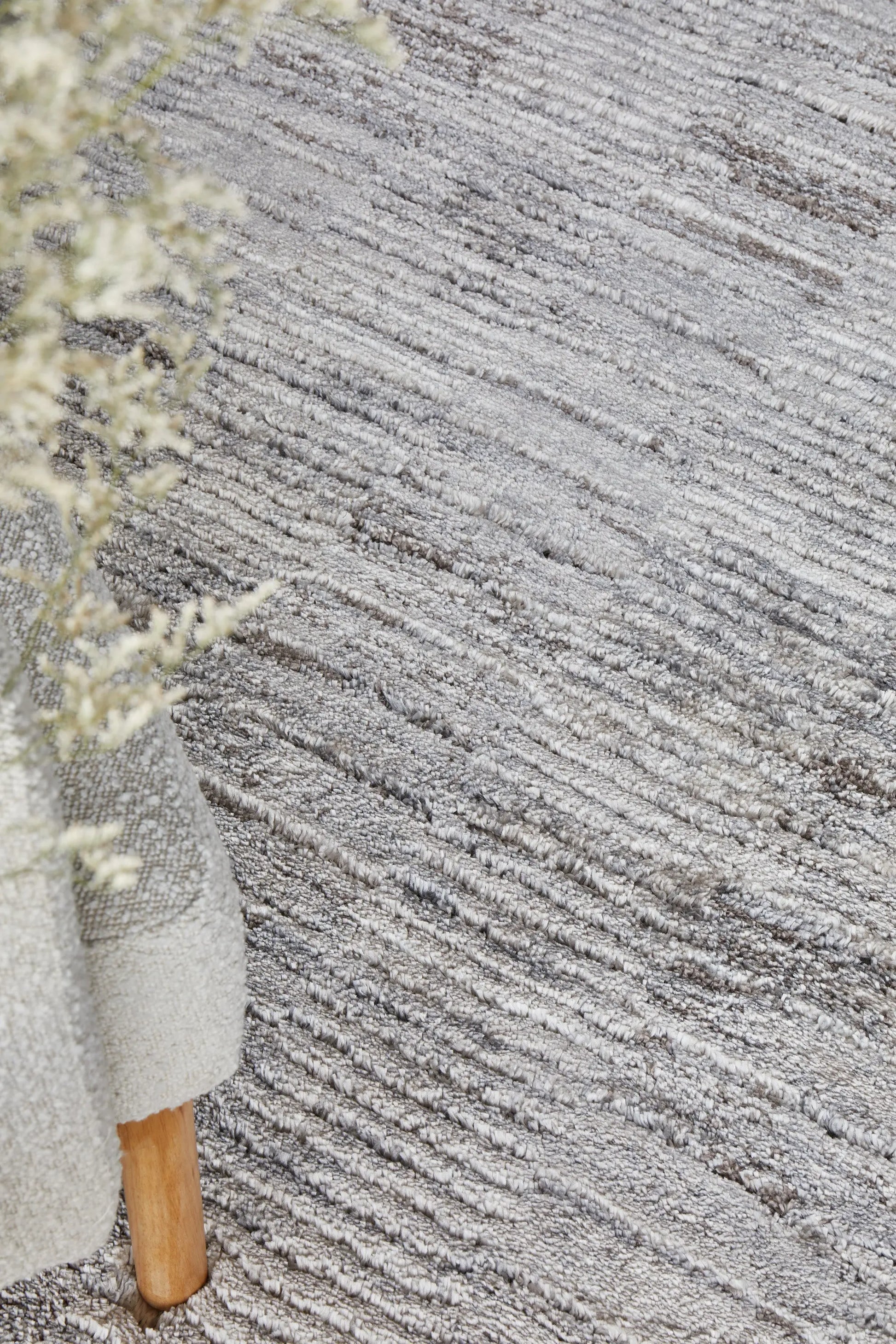 Hakali Fin Steel Rug RUG CULTURE