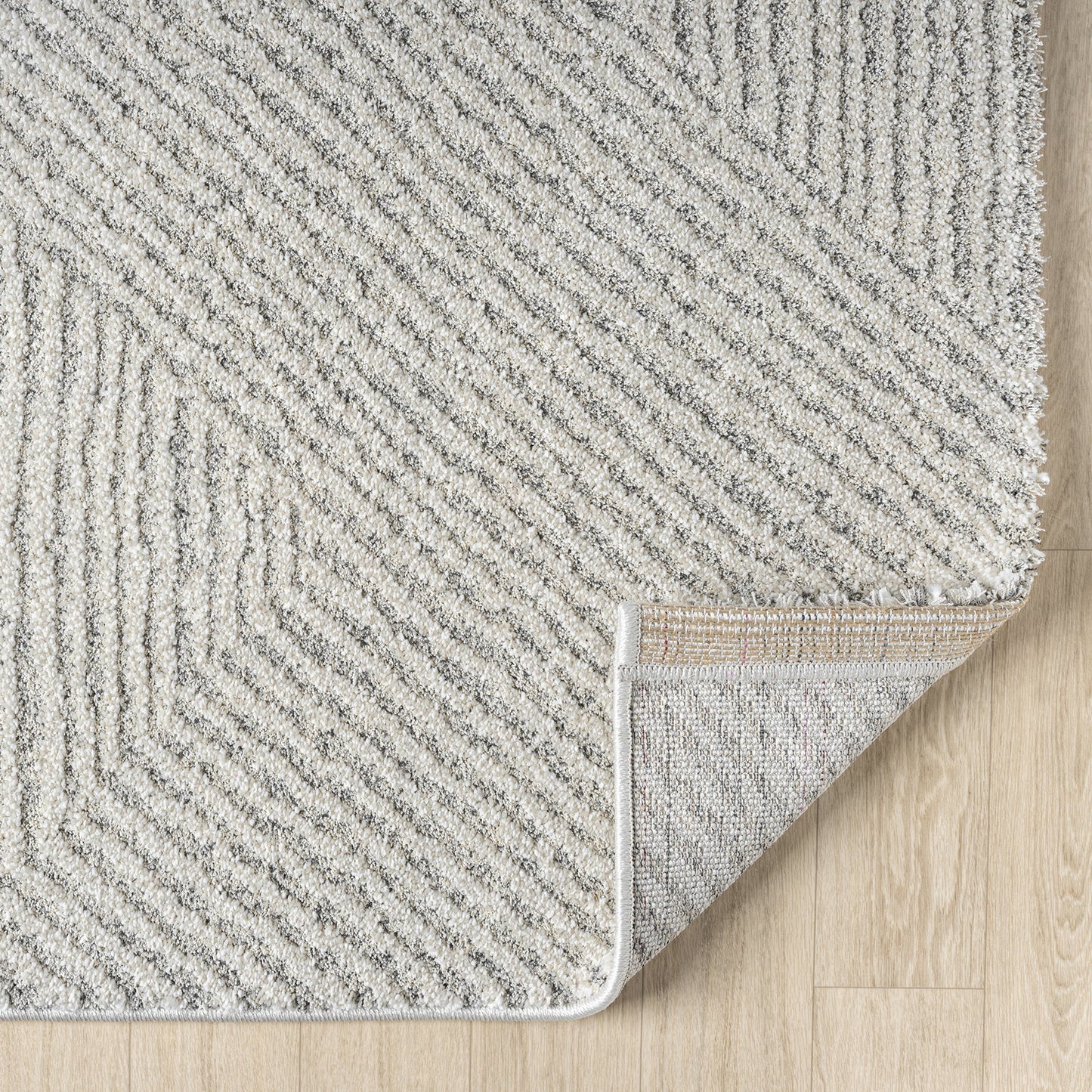 Nature 495 Sand Saray Rugs