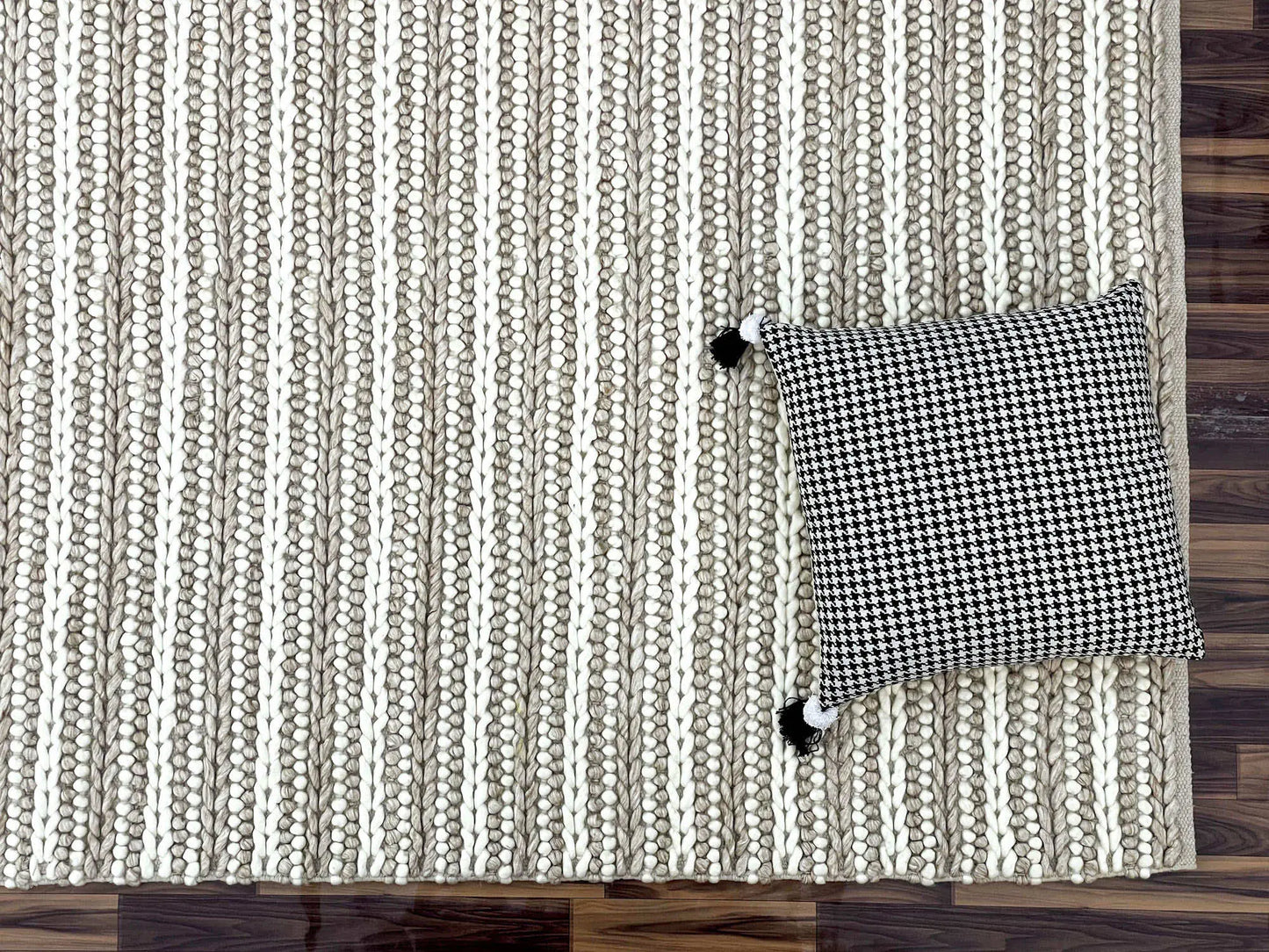 Stream Beige The Rug Co