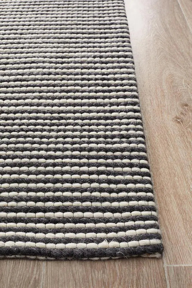 Afroza 320 Black Wool and Viscose Rug, 100% wool Rugs, Hand woven rugs Unitex