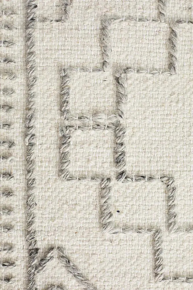 Amber 802 Ivory Wool Rug Unitex
