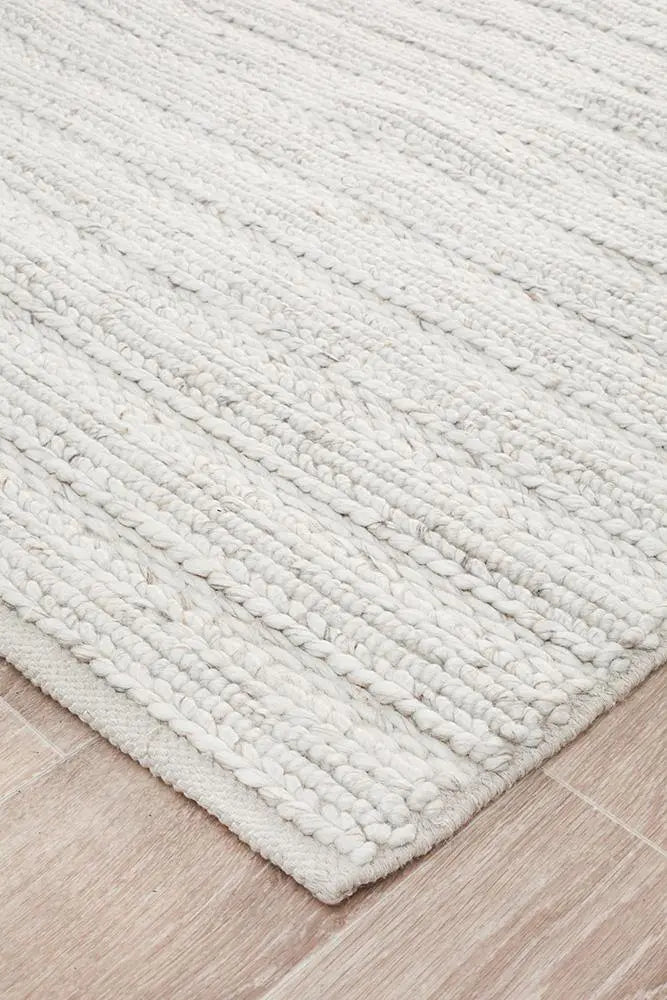 Howard 801 Ivory Wool and Viscose Rug Unitex