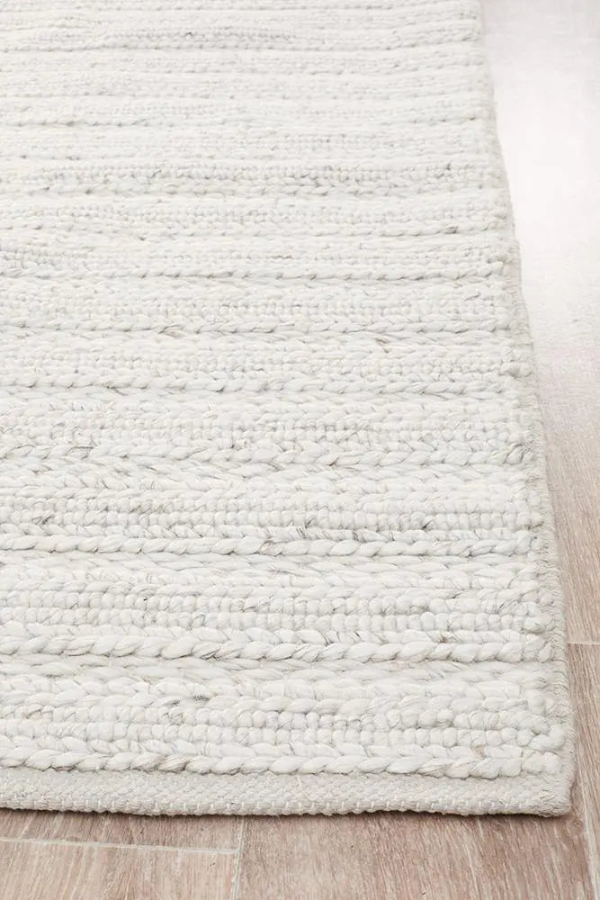 Howard 801 Ivory Wool and Viscose Rug Unitex