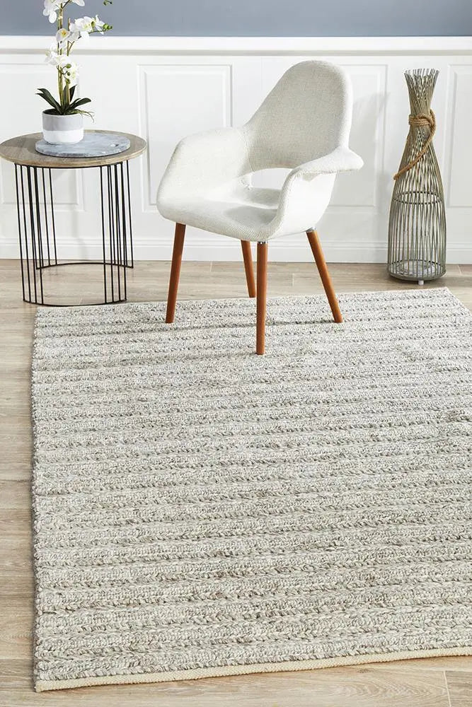 Howard 801 Natural Wool and Viscose Rug Unitex