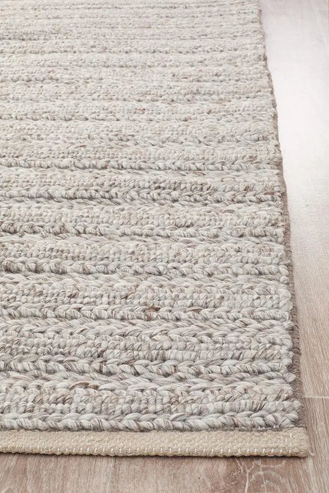 Howard 801 Natural Wool and Viscose Rug Unitex
