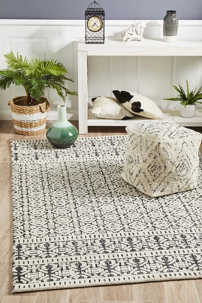 Levanta Adonis Ivory Black Rug Rug Culture