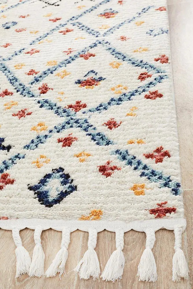 Melisa 111 White Fringe Rug Unitex