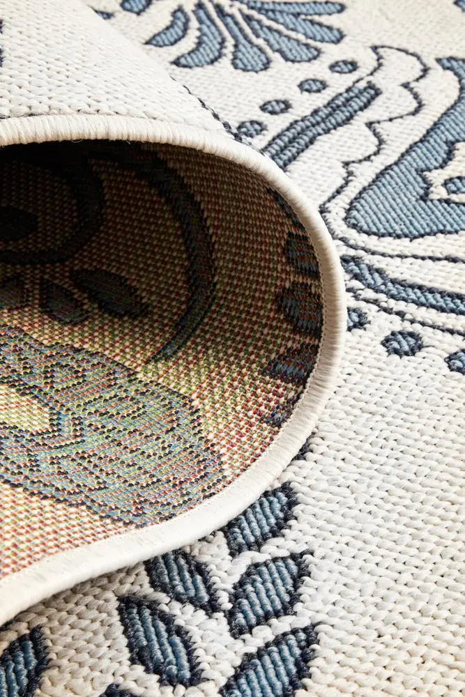 Outdoor Bird sea White Rug RUG CULTURE