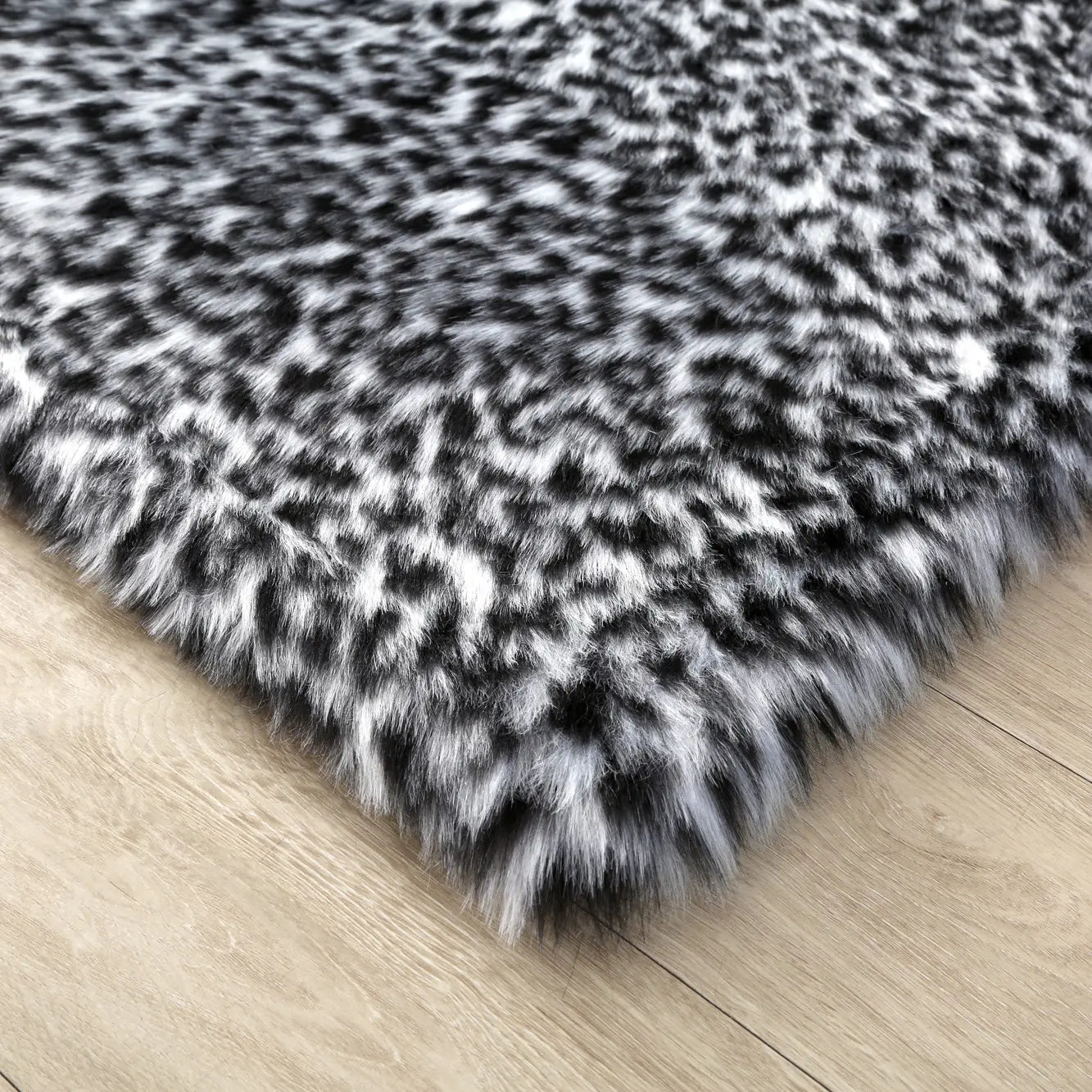 Panda Plush Super Soft Leopard Rug The Rug Co