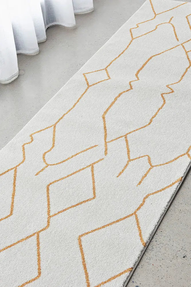 Pera Ivy Gold Runner RUG CULTURE