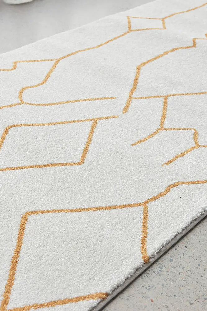 Pera Ivy Gold Runner RUG CULTURE