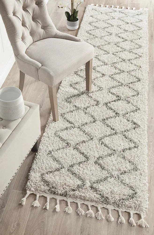 Sila 11 Natural Shaggy Rug Unitex