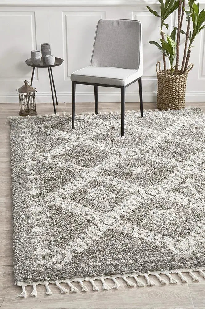 Sila 33 Grey Shaggy Rug Unitex