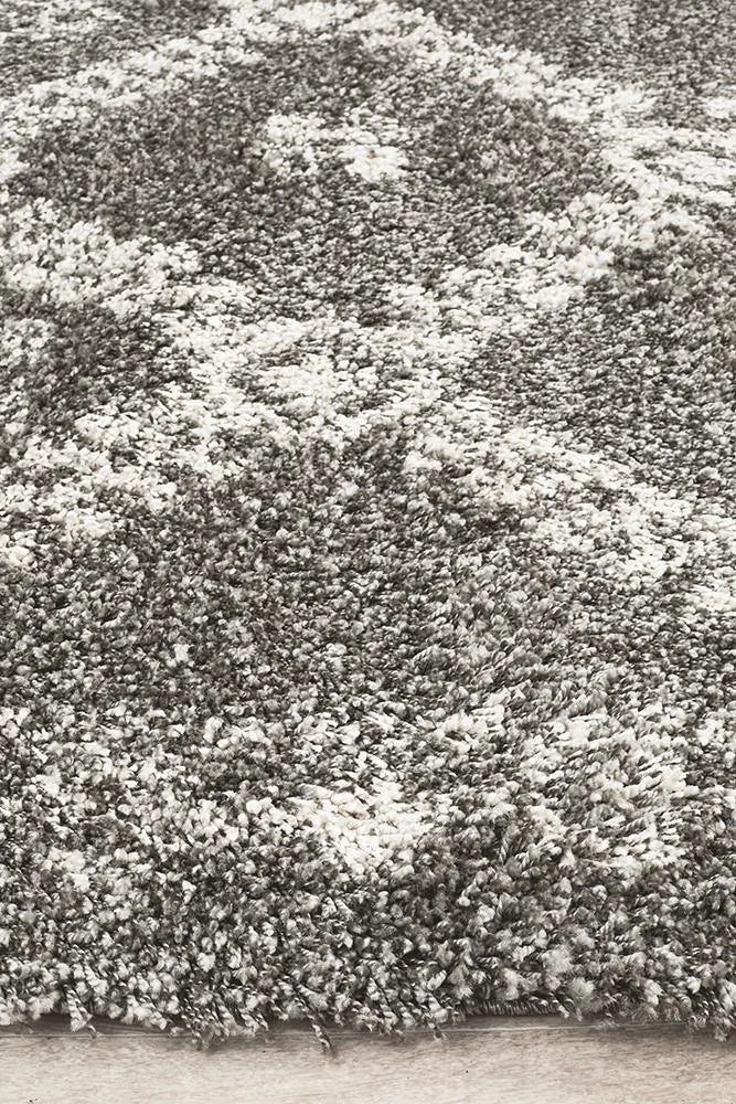 Sila 33 Grey Shaggy Rug Unitex