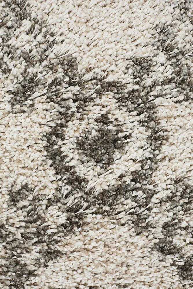 Sila 33 Natural Shaggy Rug Unitex