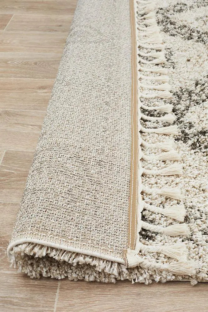 Sila 33 Natural Shaggy Rug Unitex