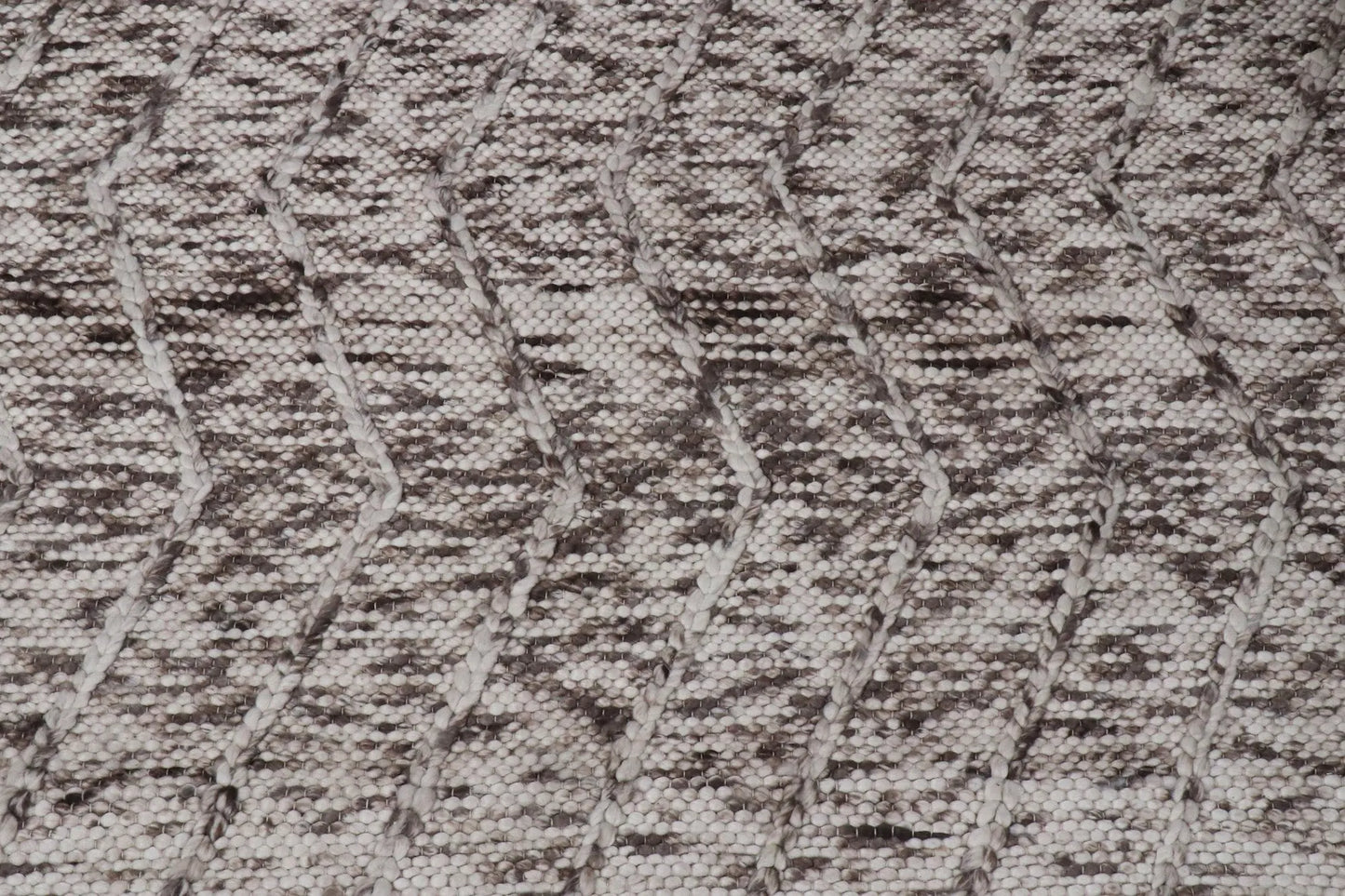 Waves Natural Wool Rug, High-Quality Rugs, Easy to Care, Hand-Woven The Rug Co
