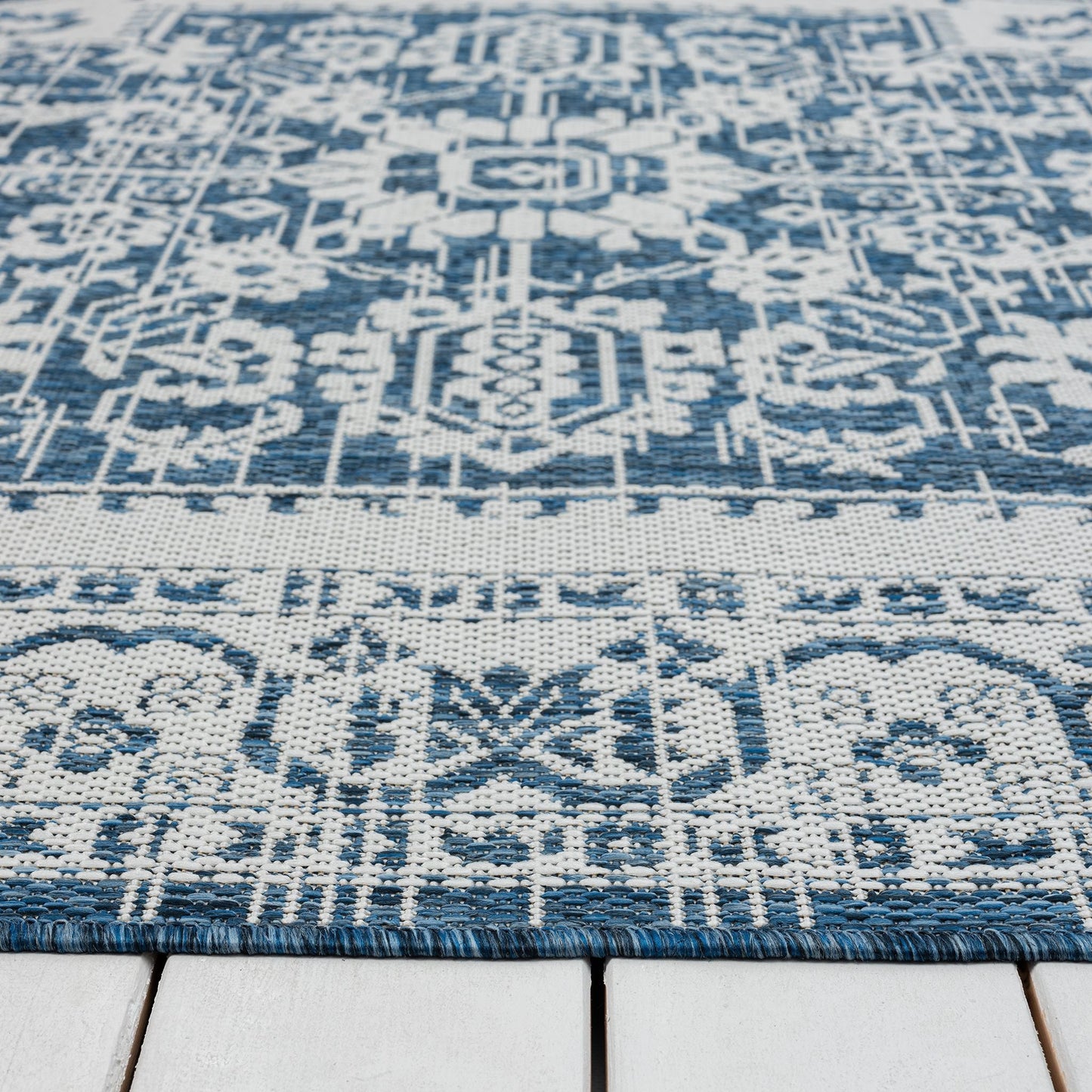 Patio 455 Denim Saray Rugs