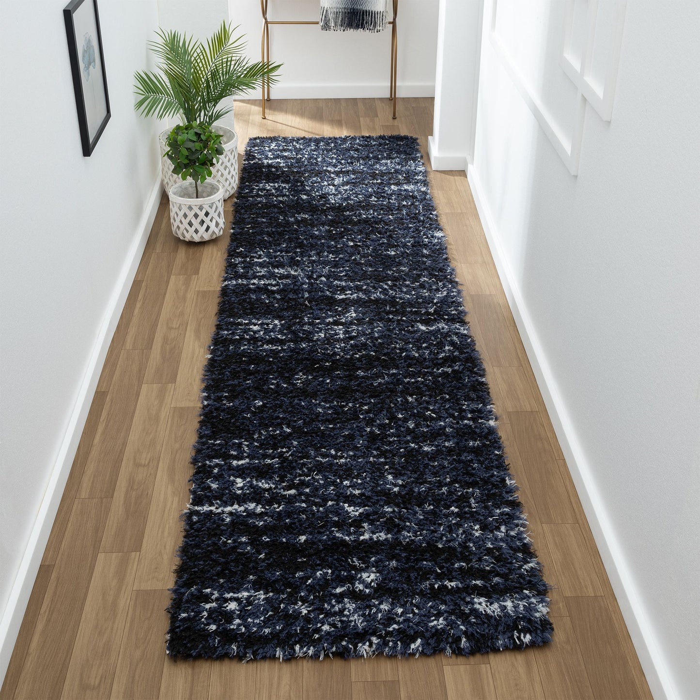 Plushy 386 Lava Runner Saray Rugs