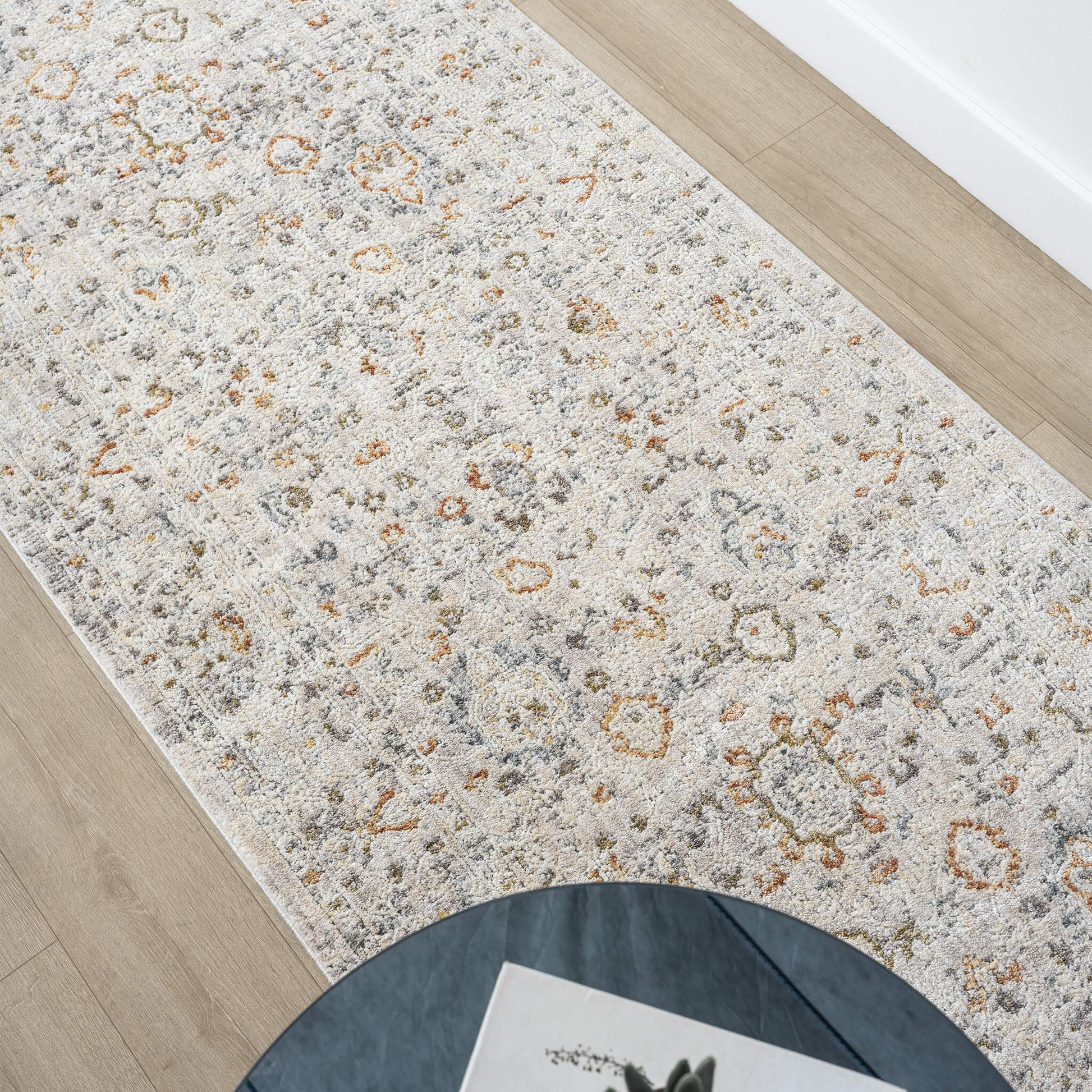 Adelaide 638 Ivory Runner Saray Rugs