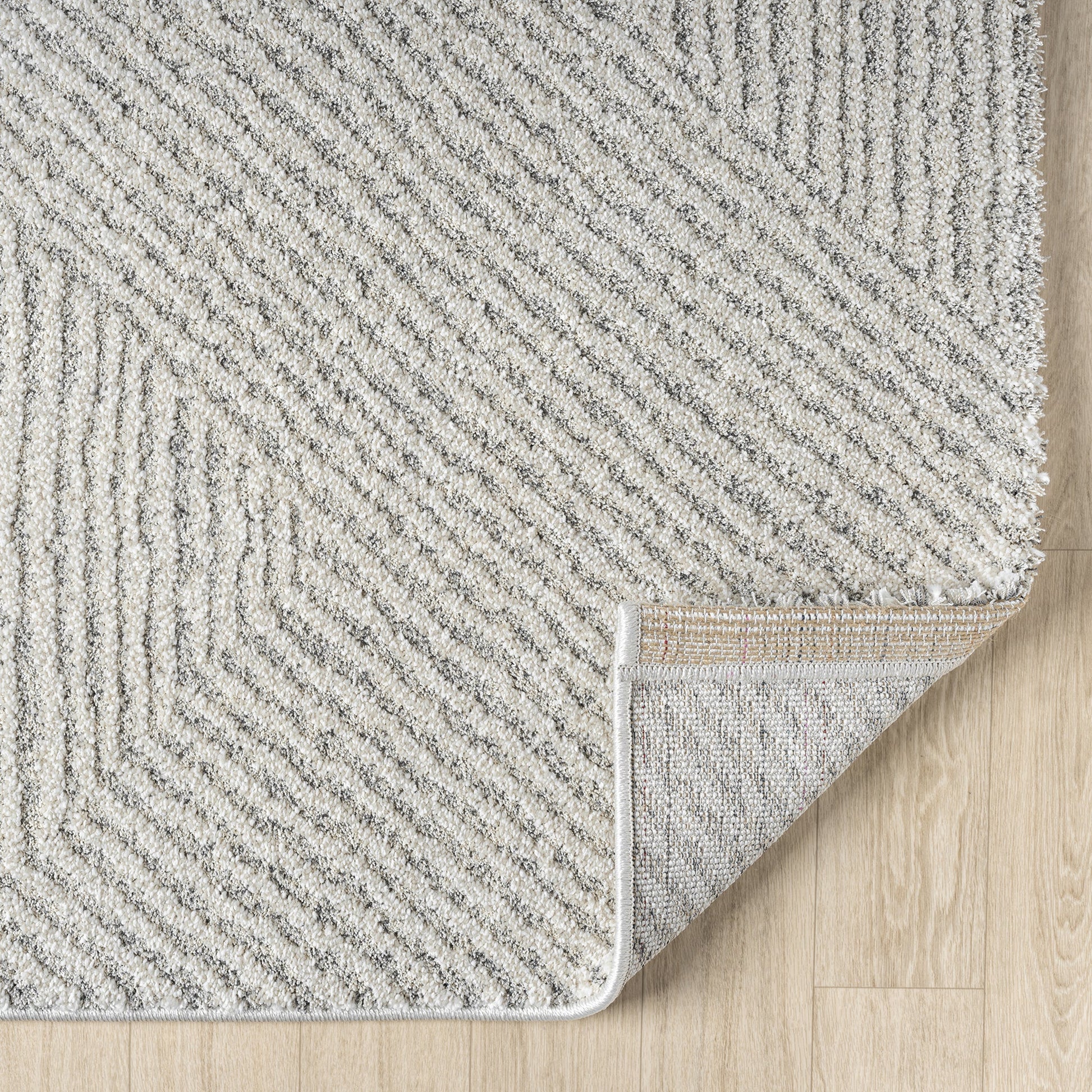 Nature 495 Sand Saray Rugs