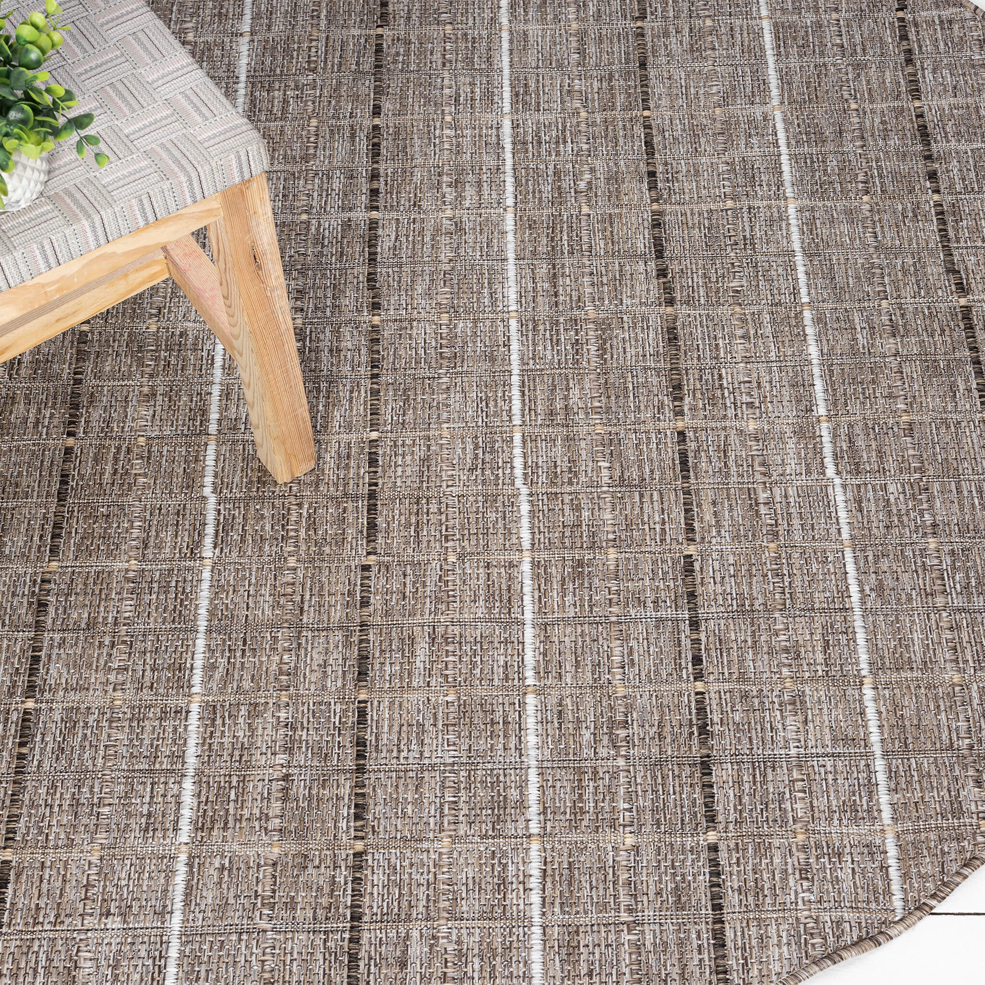 More Park 577 Natural Round Saray Rugs