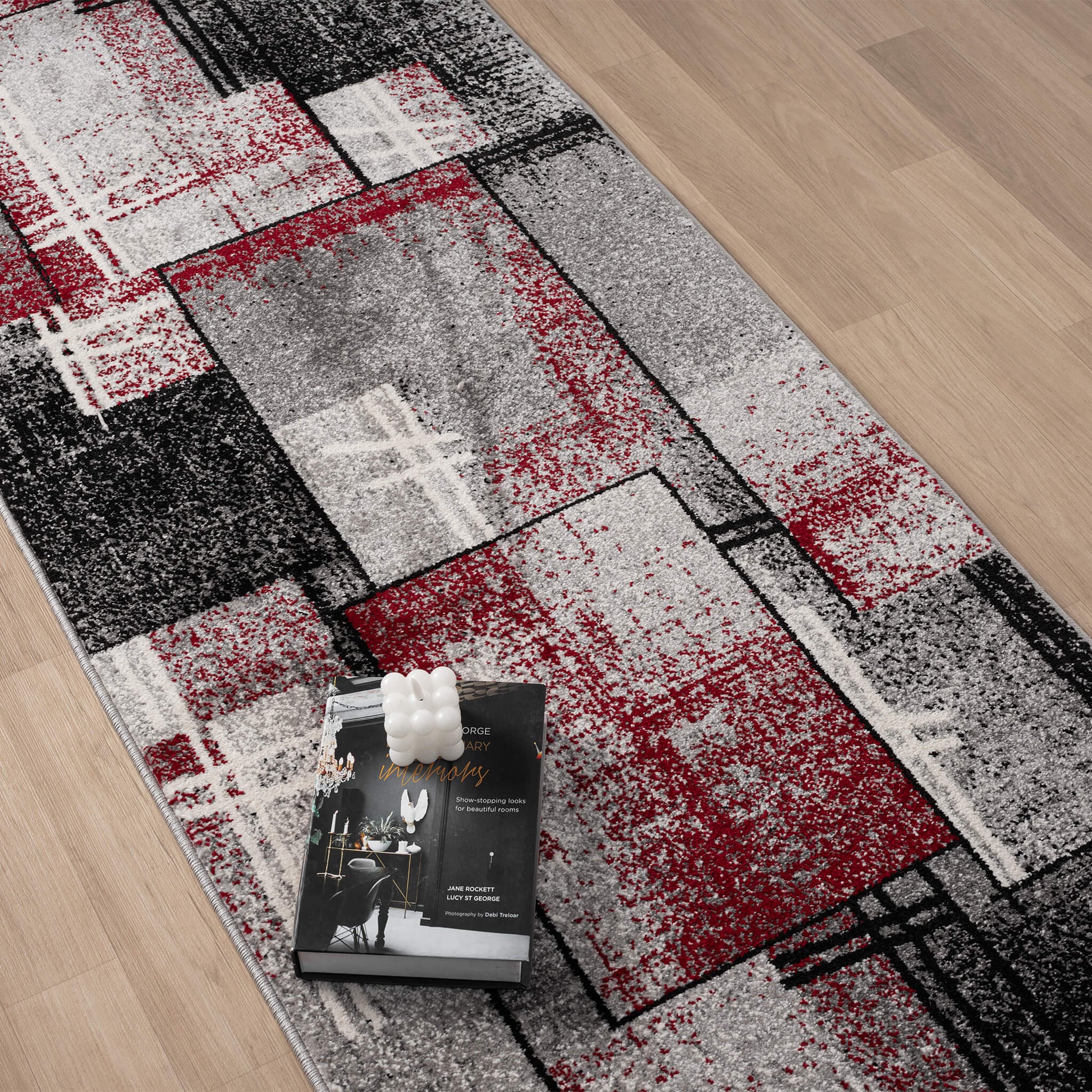 Slate 768 Red Runner Saray Rugs