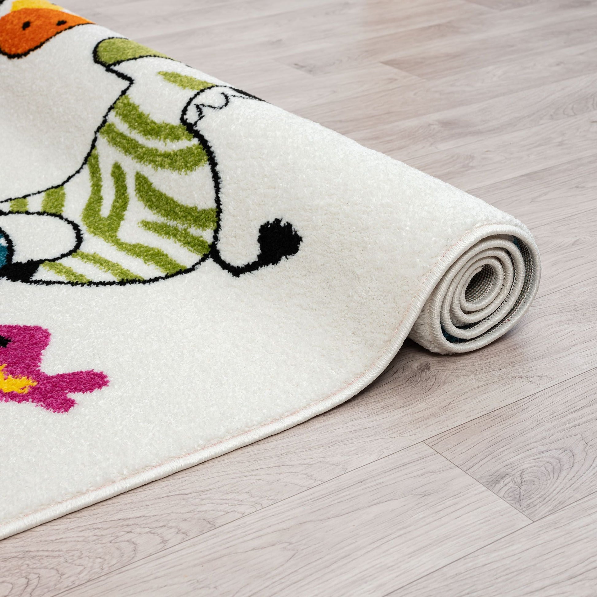 Kidszone 586 Cream Saray Rugs