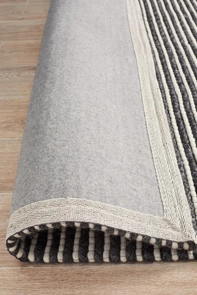 Afroza 320 Black Wool and Viscose Rug, 100% wool Rugs, Hand woven rugs Unitex