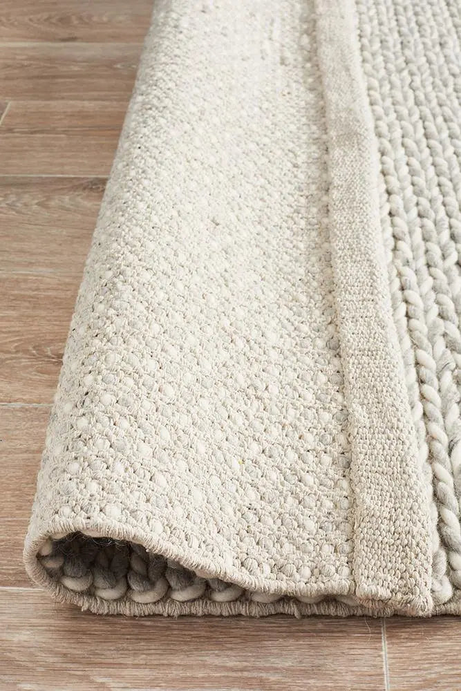 Afroza 321 Silver Wool and Viscose Rug Unitex