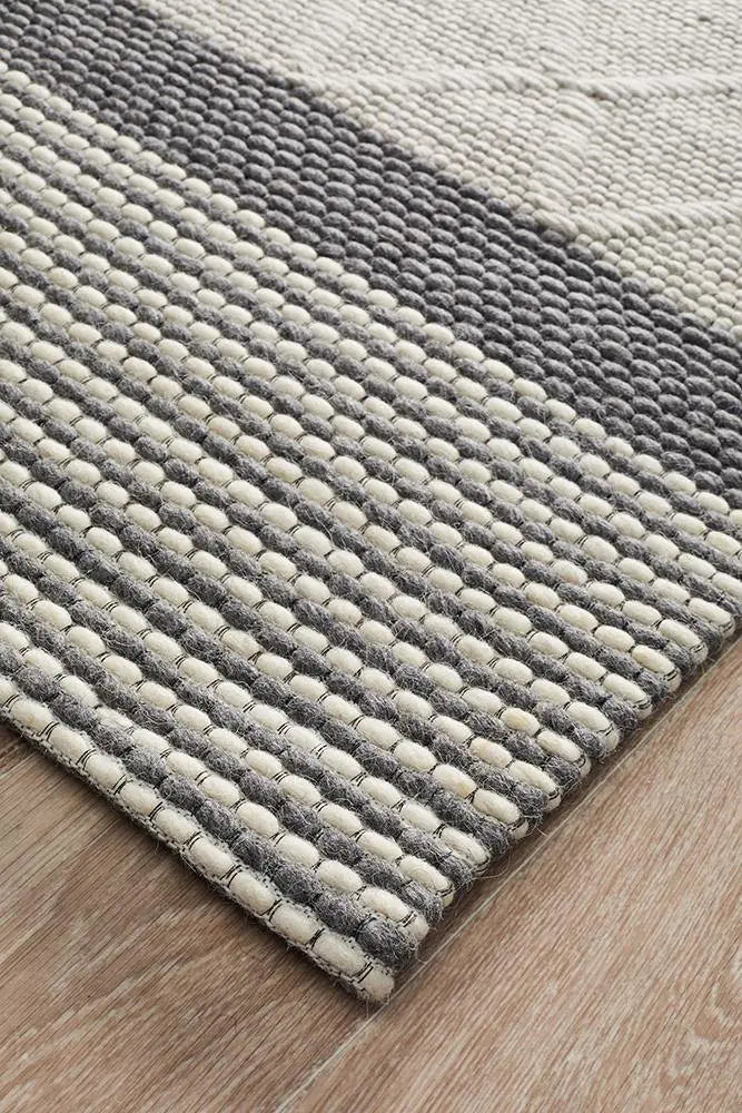Afroza 324 Silver Wool and Viscose Rug Unitex