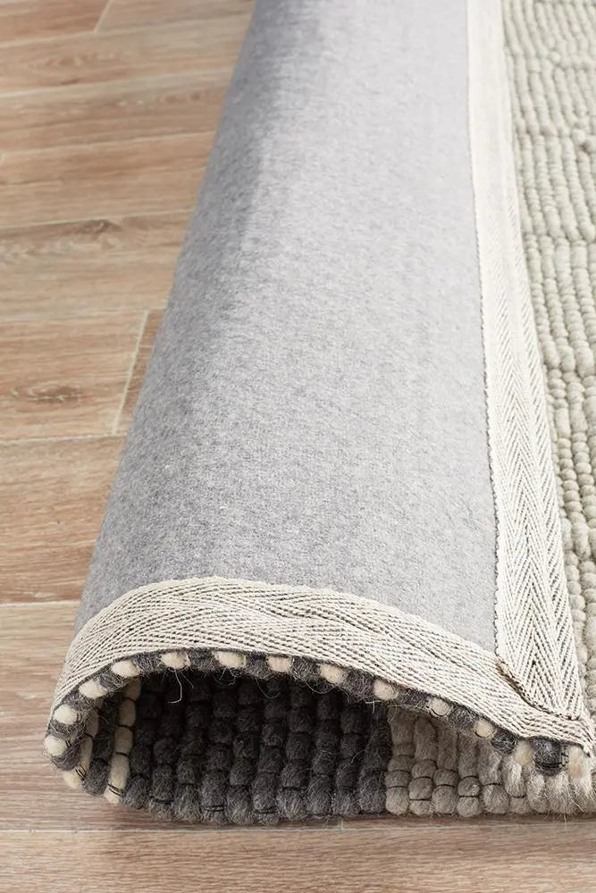 Afroza 324 Silver Wool and Viscose Rug Unitex