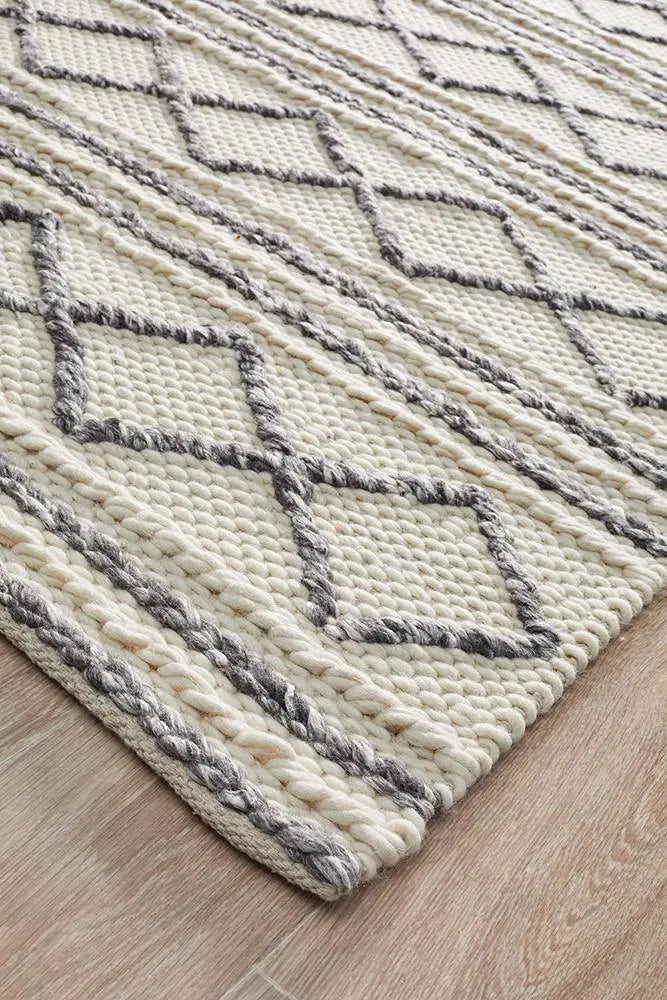 Afroza 326 White Wool and Viscose Rug, 100% wool Rugs, Hand made Rugs Unitex