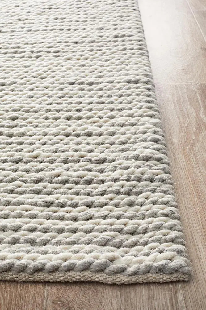 Afroza 327 White Wool and Viscose Rug Unitex