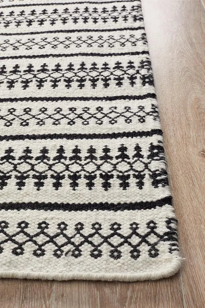 Afroza 328 White Wool  Rug Unitex