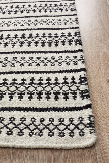 Afroza 328 White Wool  Rug Unitex