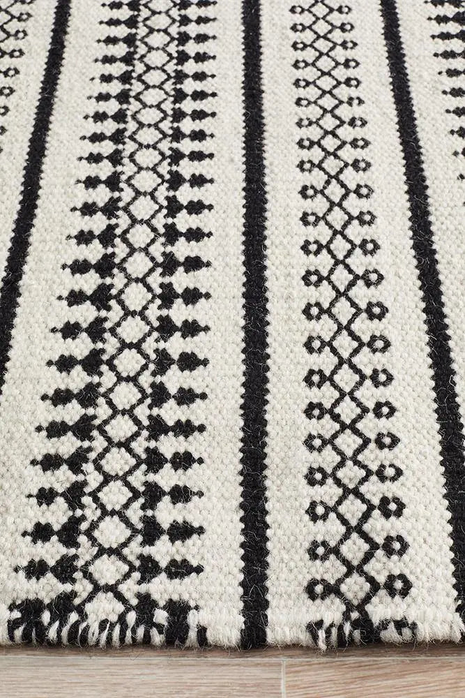Afroza 328 White Wool  Rug Unitex