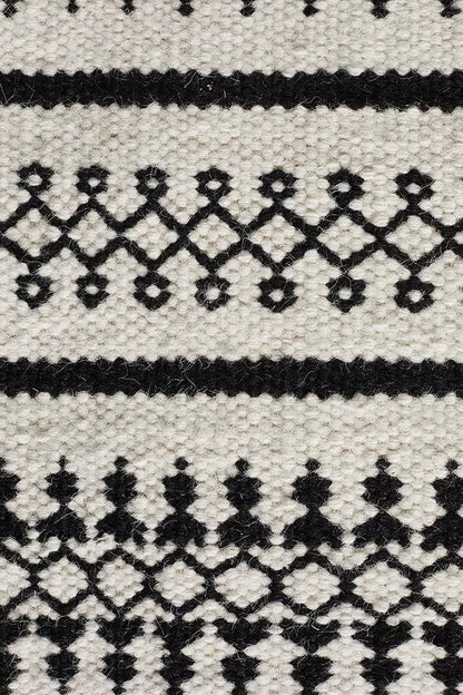 Afroza 328 White Wool  Rug Unitex