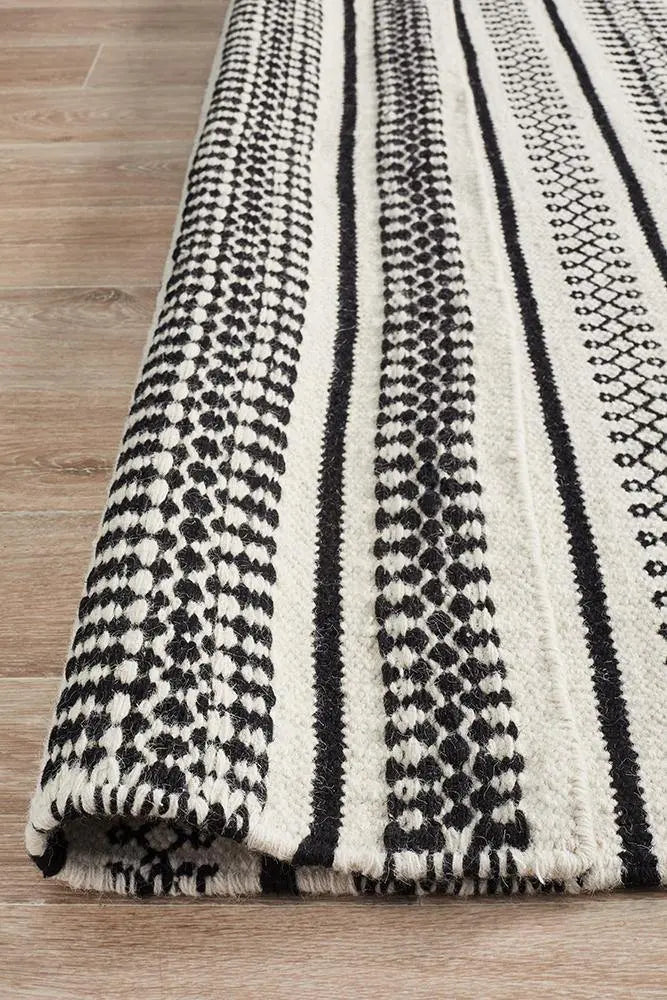 Afroza 328 White Wool  Rug Unitex
