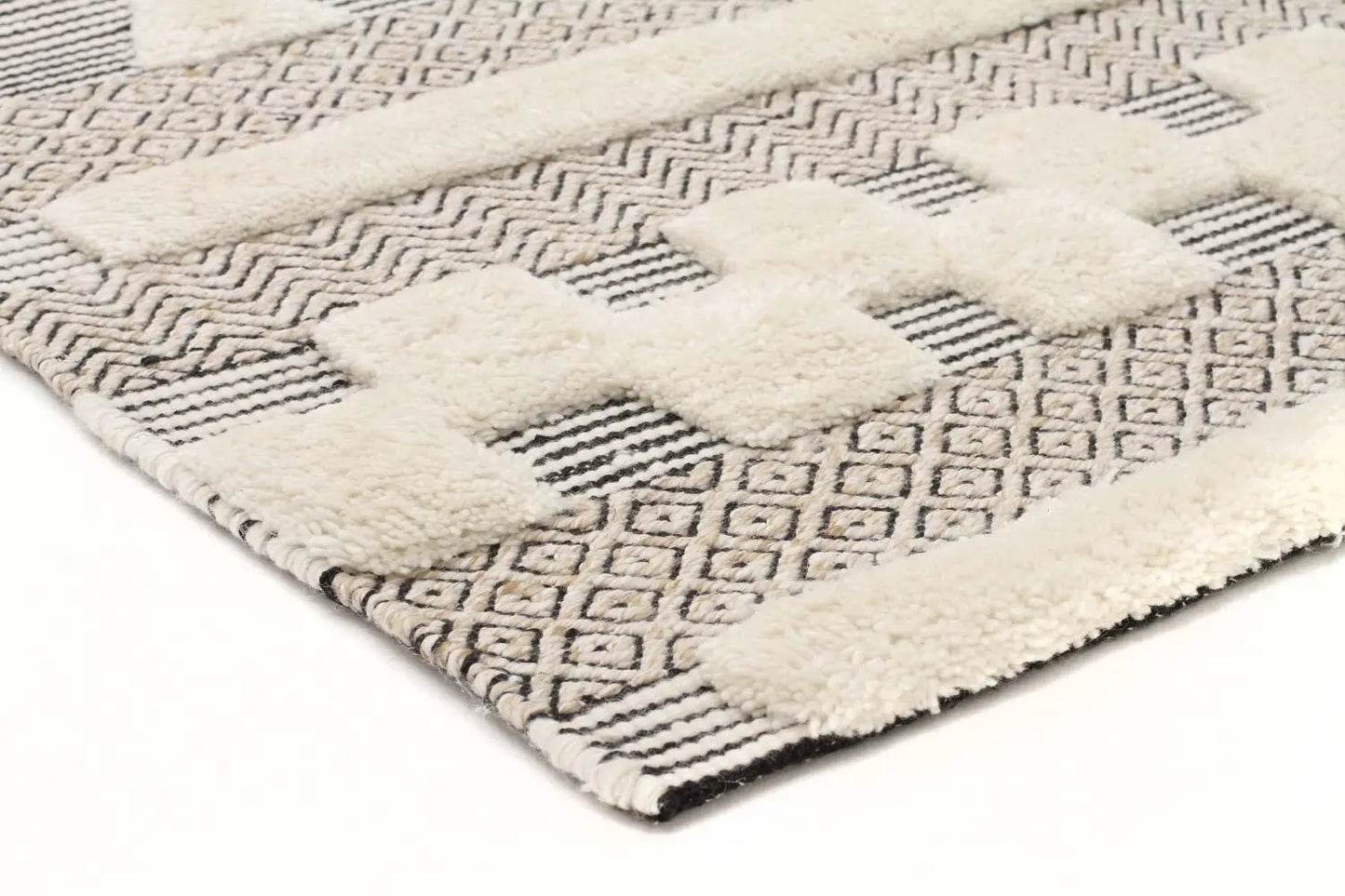 Bonita 733 Ivory Wool and Viscose Rug Unitex