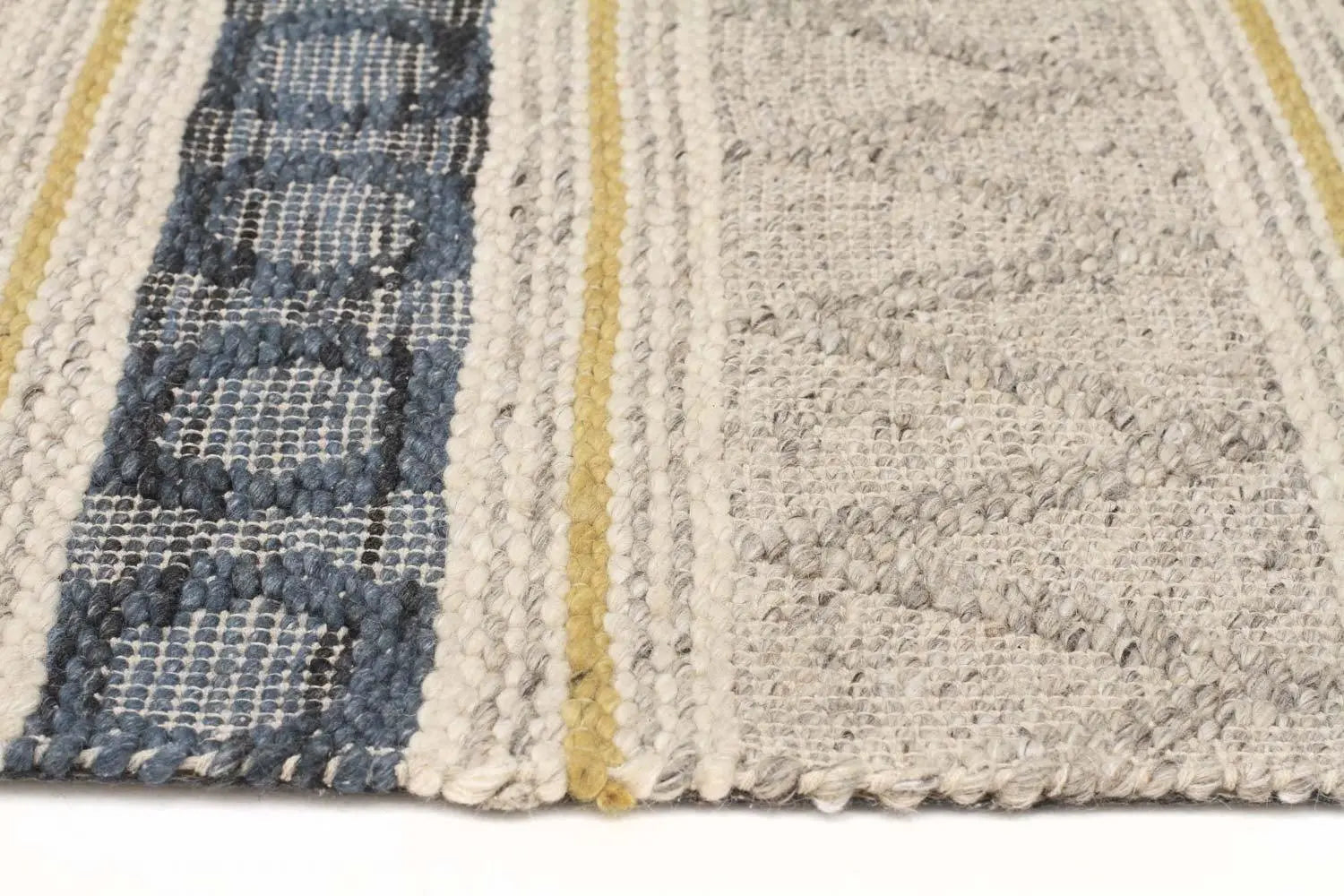 Bonita 740 Silver Wool and Viscose Rug Unitex