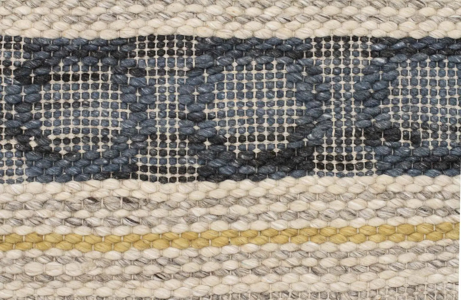 Bonita 740 Silver Wool and Viscose Rug Unitex