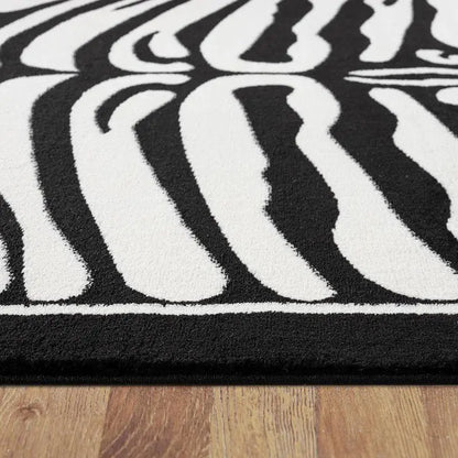Chali Collection 1820 Black Zebra Hallway Runner Saray Rugs