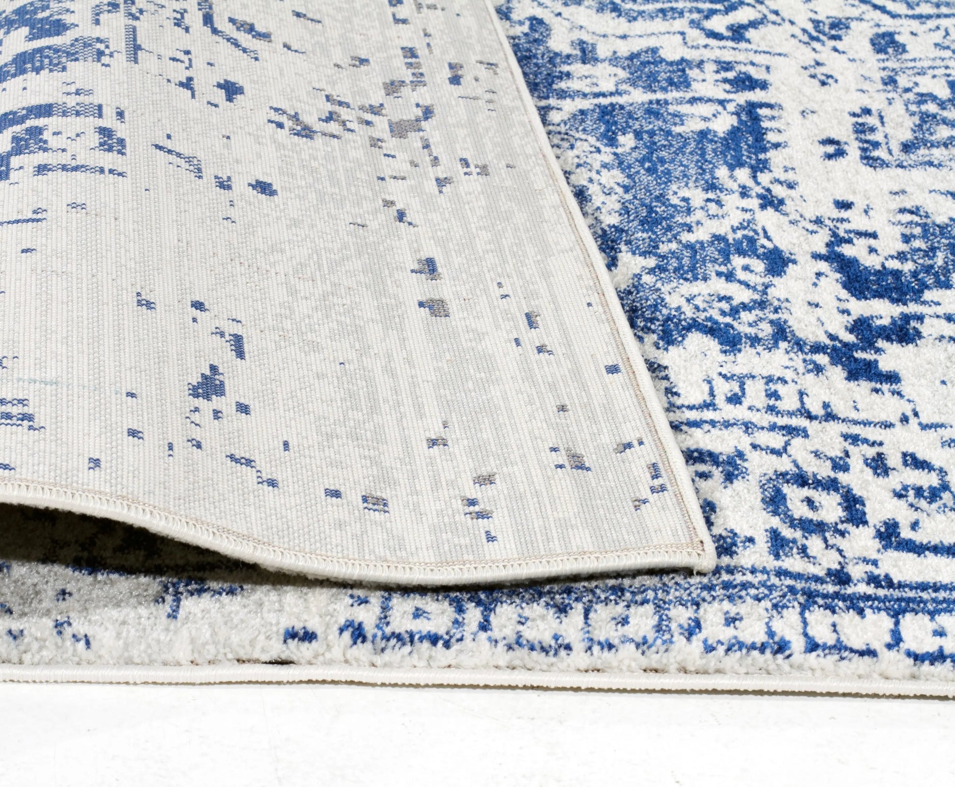 Eclipse 253 White&Navy Hallway Runner Unitex