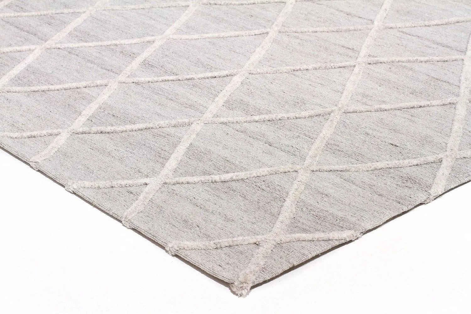 Fantasy 5051 Silver Wool and Viscose Rug Unitex