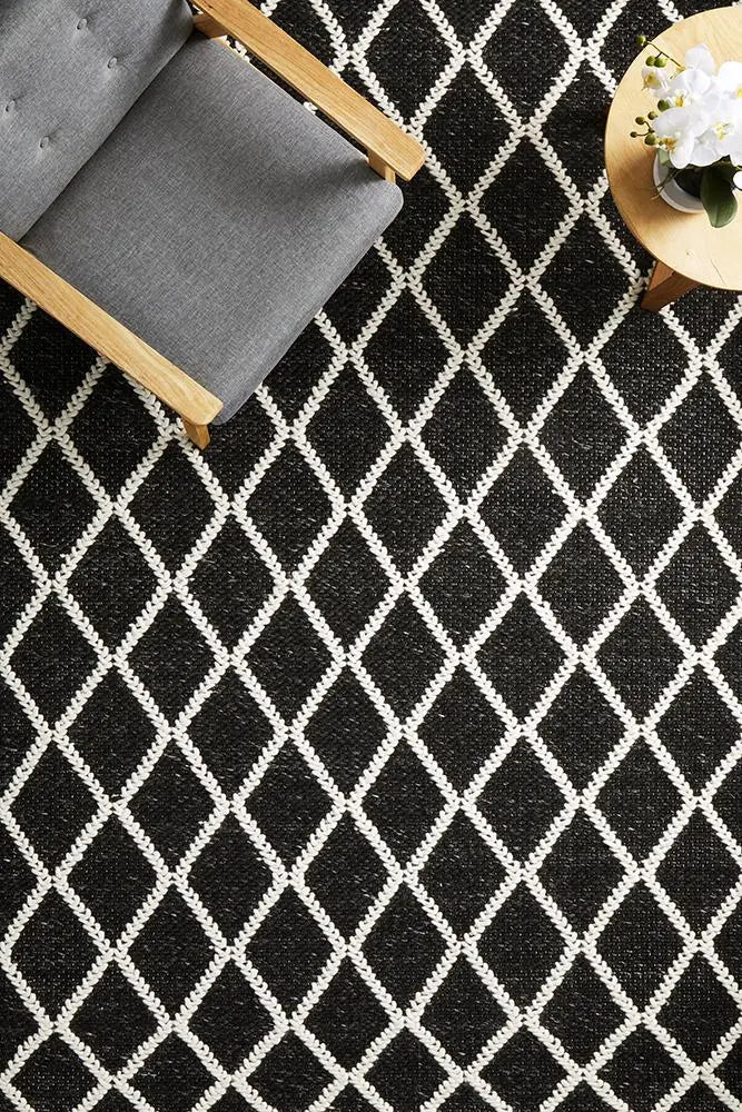 Hoxton hand loomed Black wool Rug RUG CULTURE