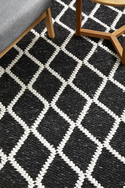 Hoxton hand loomed Black wool Rug RUG CULTURE